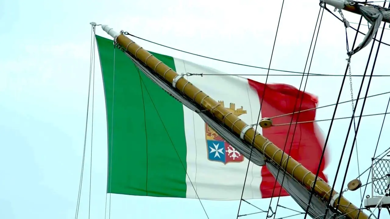 La meraviglia del mondo solca la Puglia