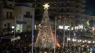 Modugno, 12 metri di sostenibilità (a led)