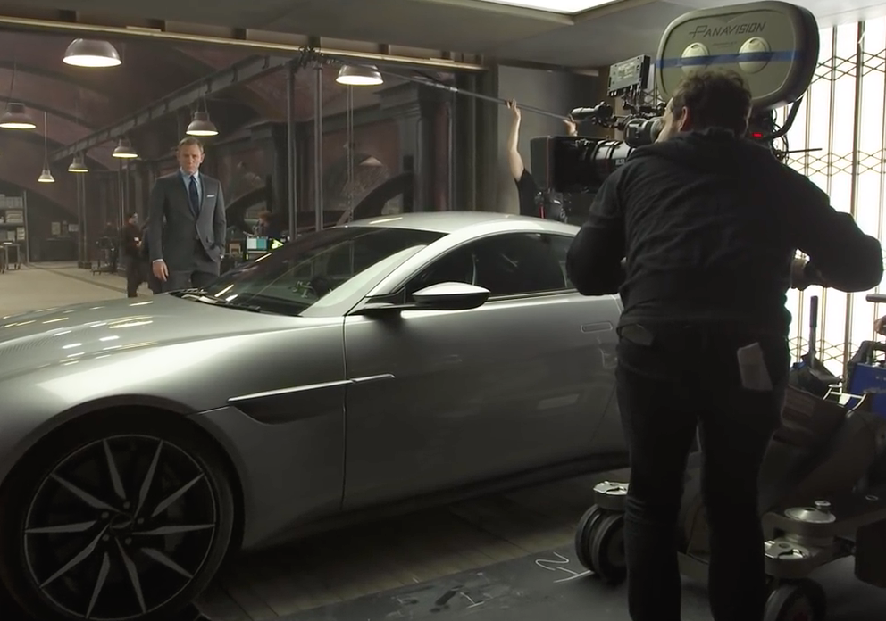 Бонд 2020. No time to die Aston Martin. James Bond 007 behind the Scenes. Aston Martin 007 no time to die. Джеймс Бонд спойлер.